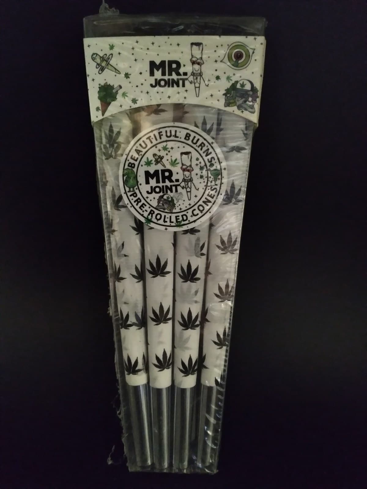 Mr Joint 8 pack of 110mm pre rolled cones with leaf print
